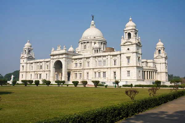 depositphotos_32695017-stock-photo-victoria-memorial-kolkata-calcutta-india